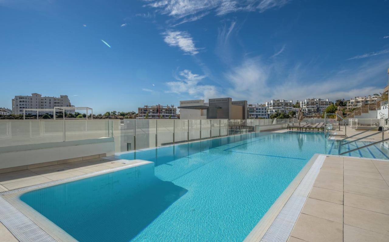 Ar 17 South Bay Apartment Estepona Exterior photo